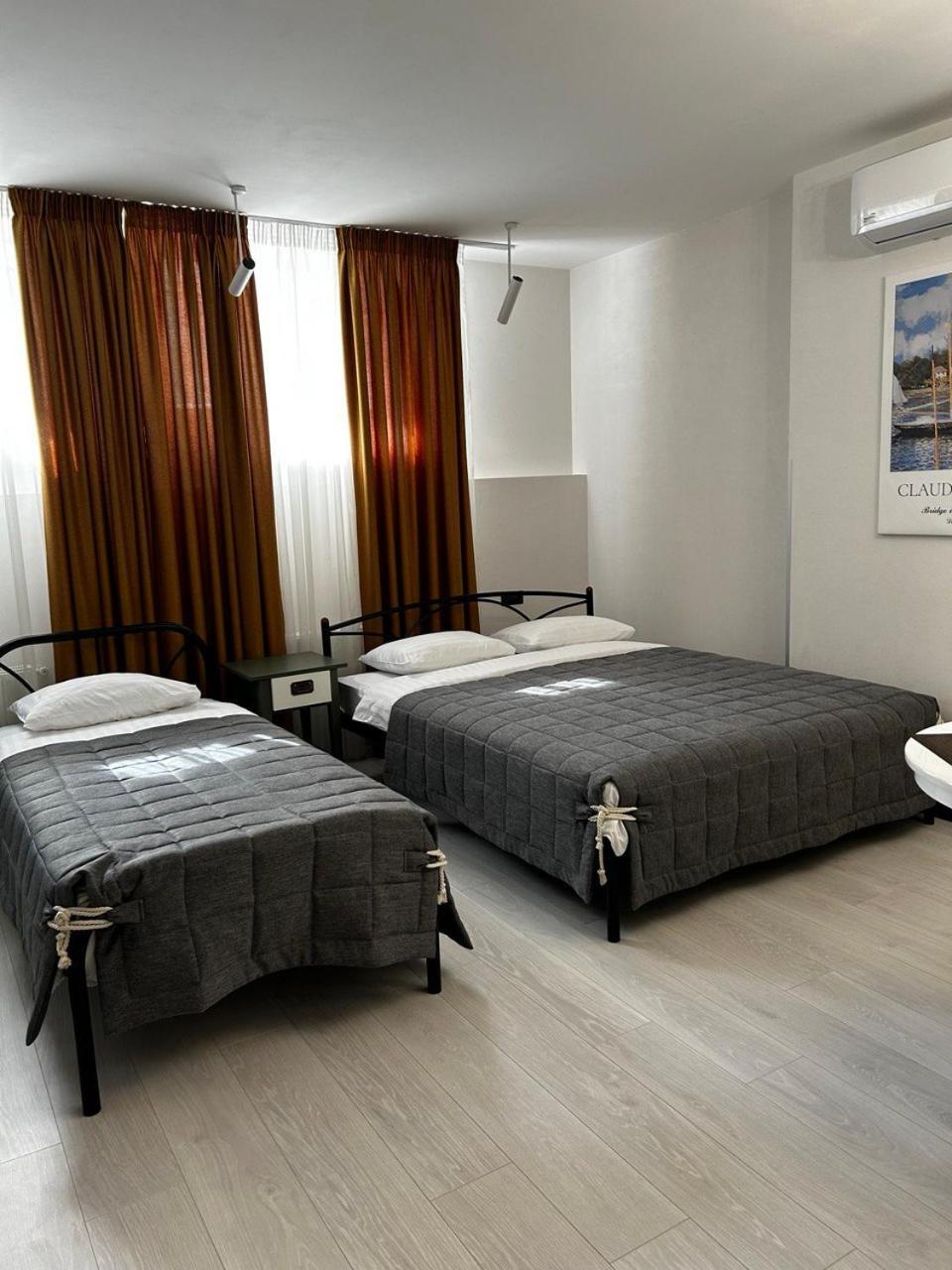 Gosudar Hotel Kirovograd Dış mekan fotoğraf