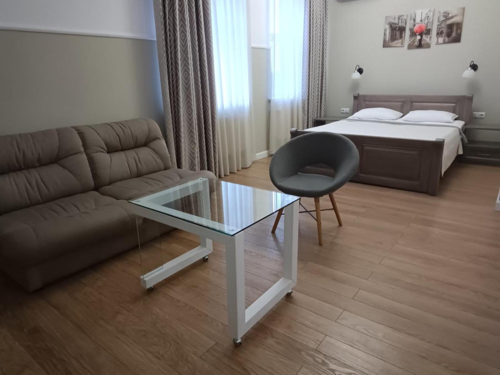 Gosudar Hotel Kirovograd Dış mekan fotoğraf