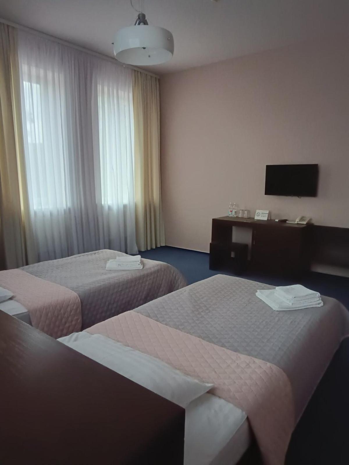 Gosudar Hotel Kirovograd Dış mekan fotoğraf