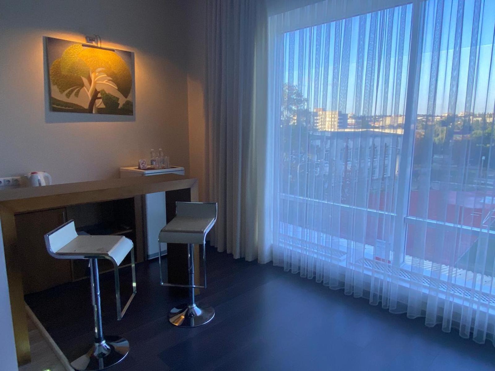 Gosudar Hotel Kirovograd Dış mekan fotoğraf