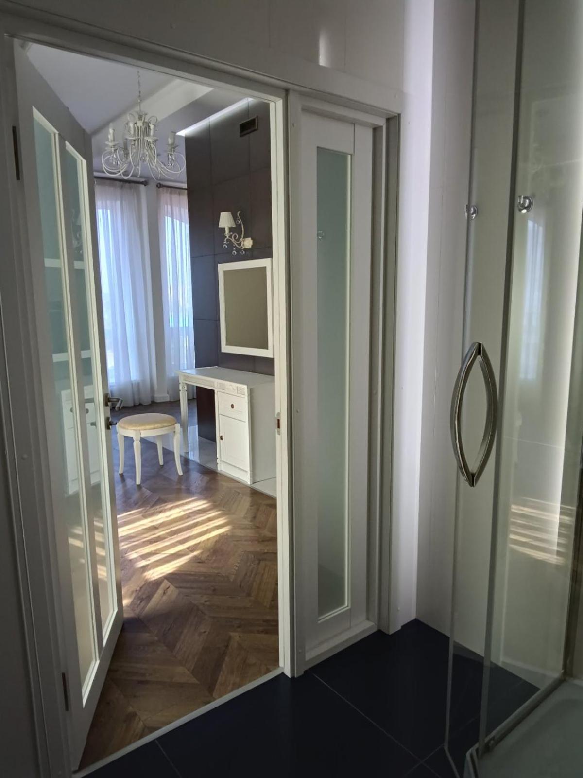 Gosudar Hotel Kirovograd Dış mekan fotoğraf