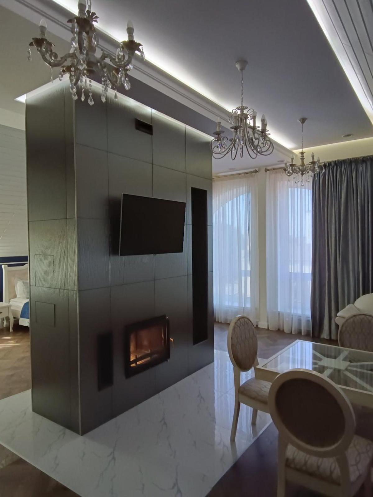 Gosudar Hotel Kirovograd Dış mekan fotoğraf