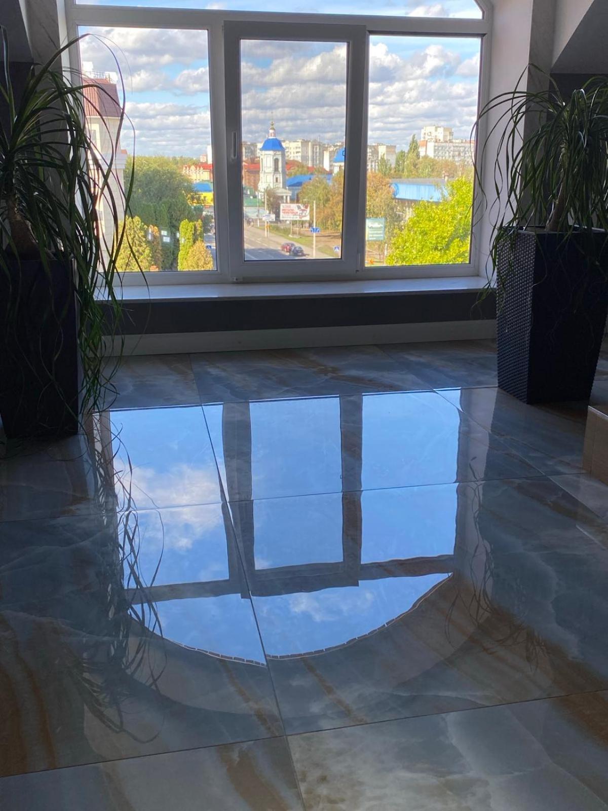 Gosudar Hotel Kirovograd Dış mekan fotoğraf