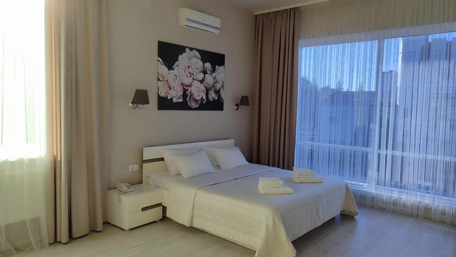 Gosudar Hotel Kirovograd Oda fotoğraf