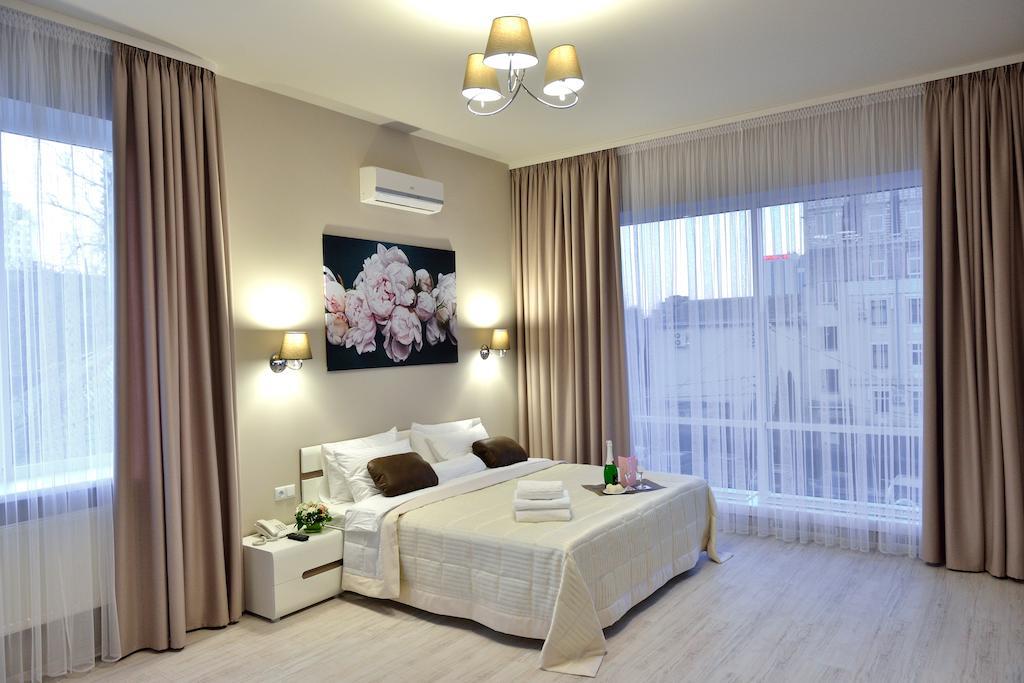 Gosudar Hotel Kirovograd Oda fotoğraf